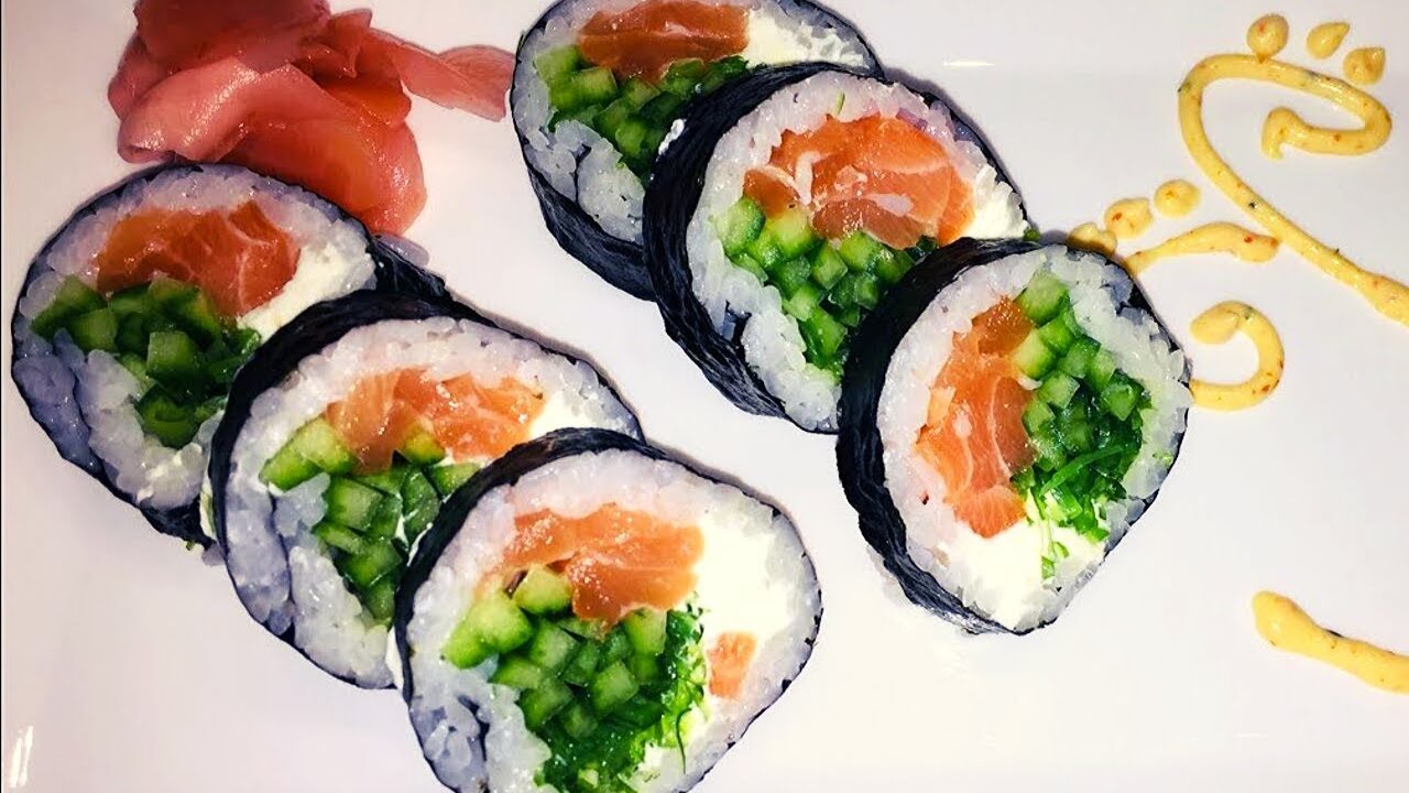 Futomaki Sushi Roll Recipe | Salmon Philadelphia And Wakame | How To Make Sushi Series 16 2019