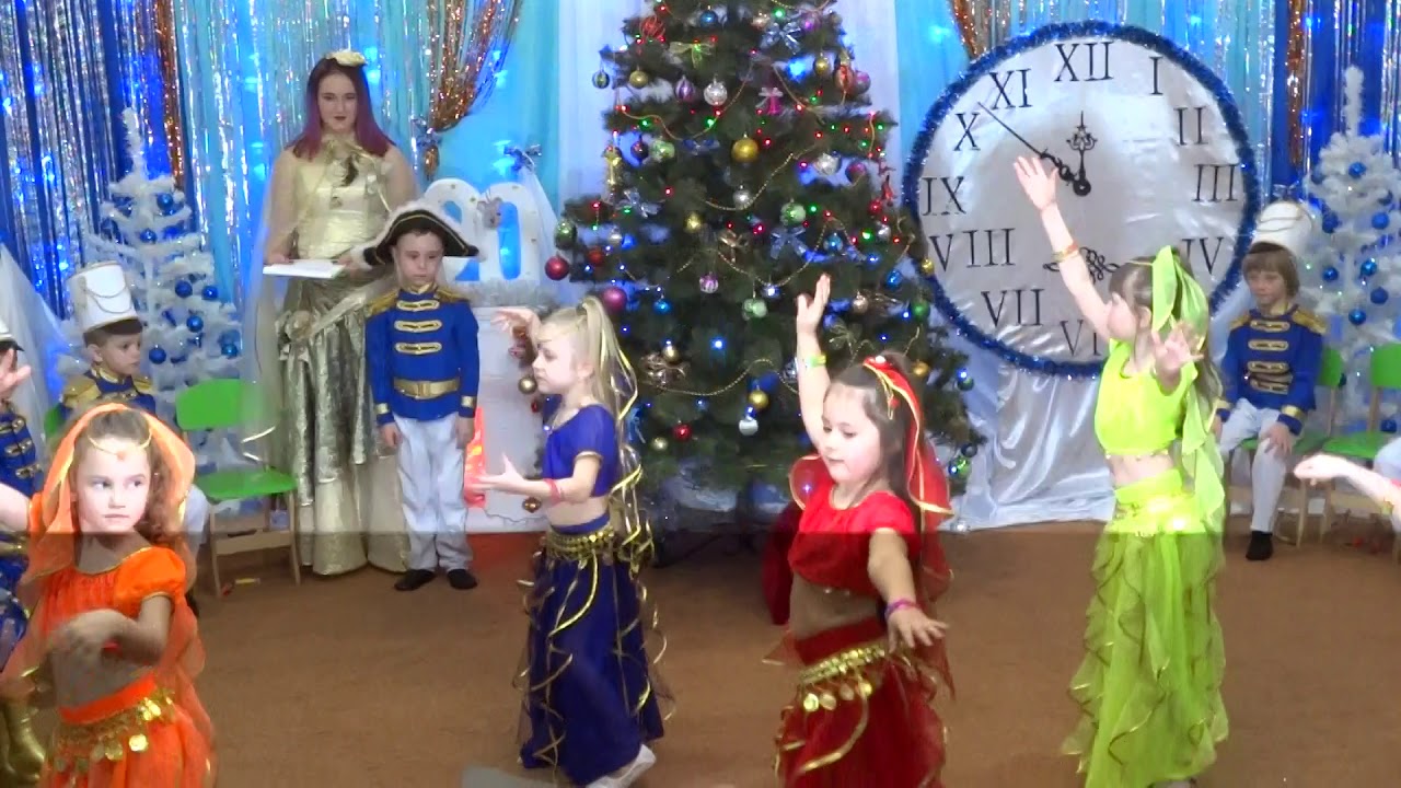 Східні красуні на святі