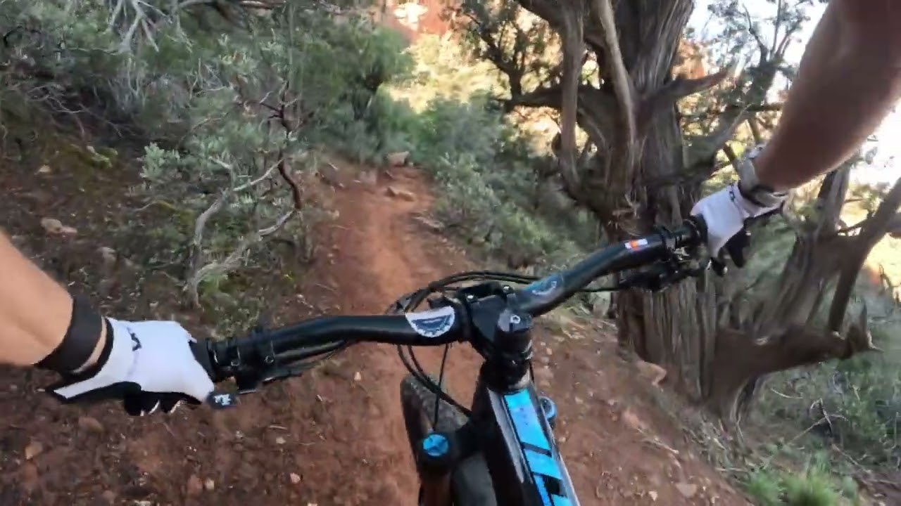 Lady Coaches take on HILINE, double black diamond trail in Sedona! | Rowdy Ryder Academy 