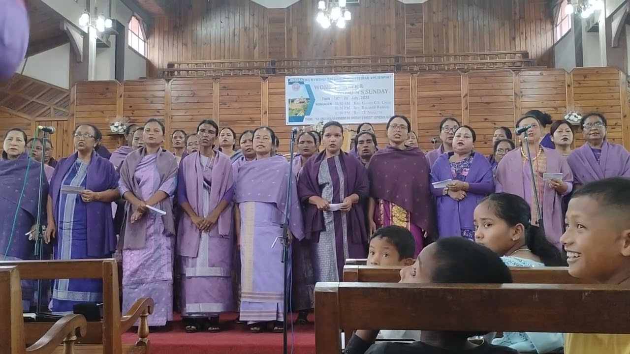 Choir jingiasein kynthei Balang khliehriat. Apostol paul u la iathuh, sha ka Balang Ephesos.