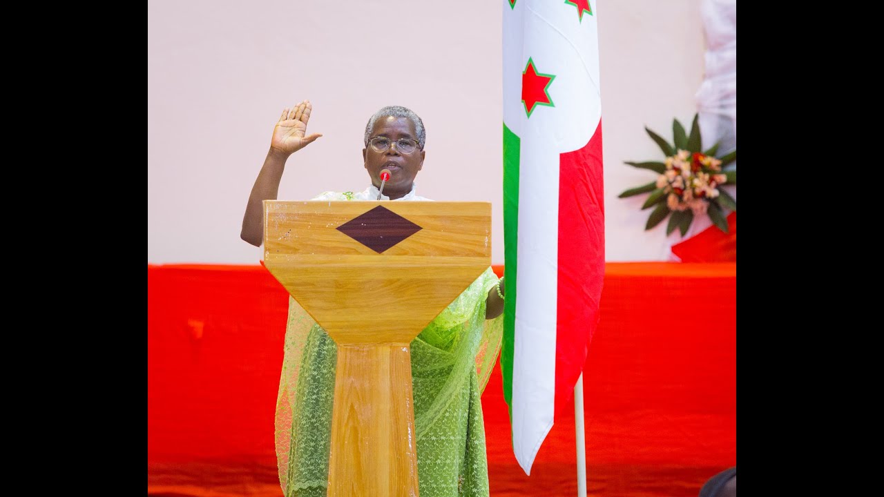 Prestation de serment du Ministre de la Santé Publique  Dr Lydwine BARADAHANA.