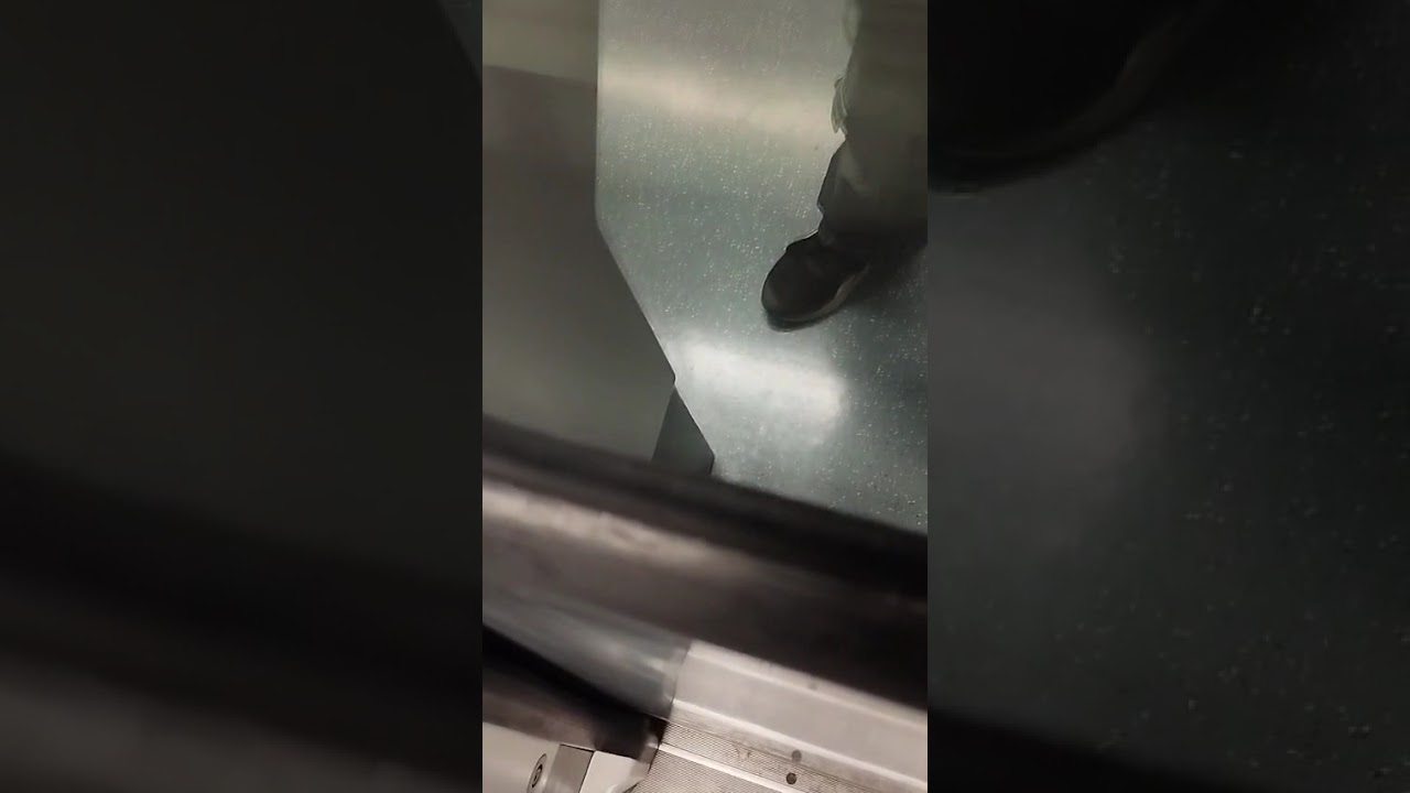 Trayecto entre L1 Espanya-Torrassa en la 6033 @byfranx_2803 Metro de Barcelona 2026