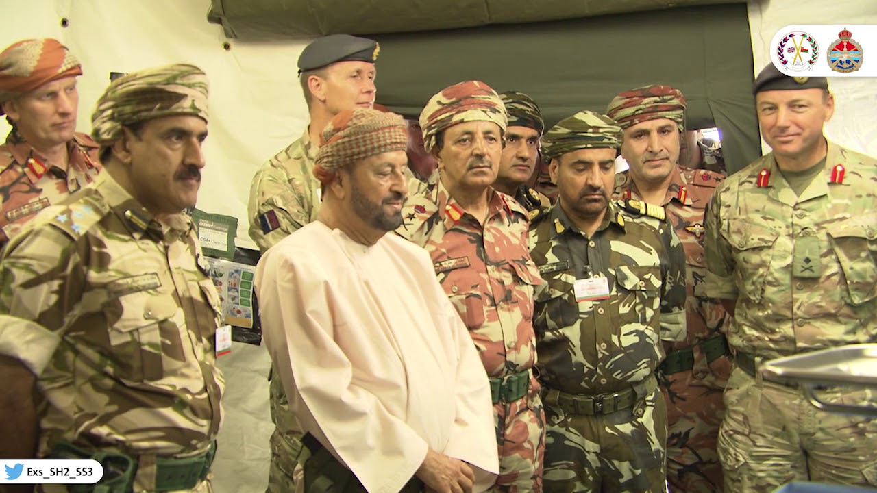 معالي السيد الوزير المسؤول عن شؤون الدفاع  يقوم بزيارة ميدانية إلى ميادين تمرين ( السيف السريع /3)