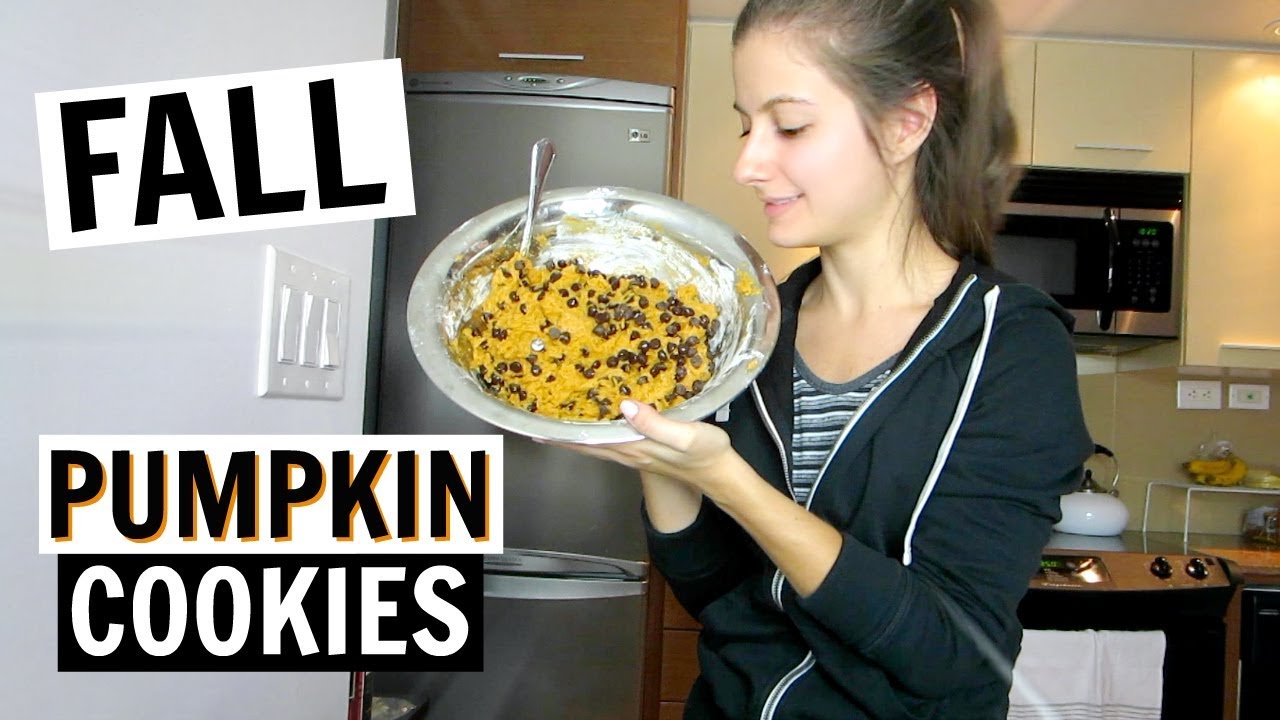 THE WORLD'S BEST PUMPKIN CHOCOLATE CHIP COOKIES