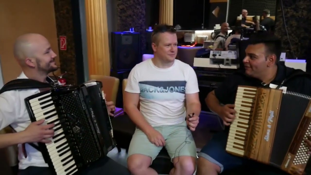 Siwa&Figli - Cica obrenovo Kolo - Duet - Nebojsa Zikic i Elvis Dallape