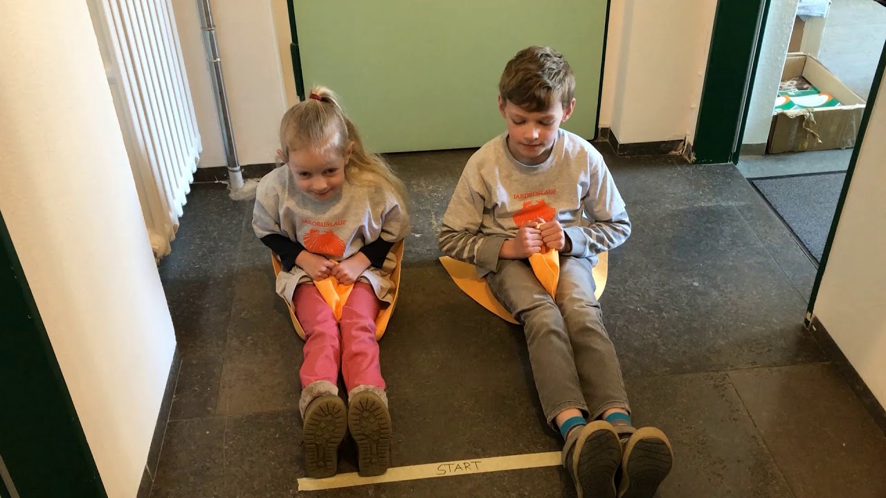Kinderspiele f&uuml;r Drinnen und Drau&szlig;en