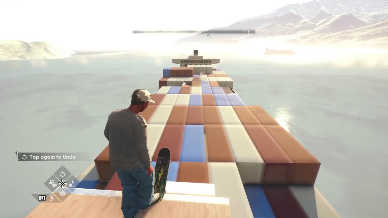 Live skating on ship with viewers