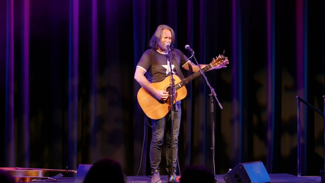 Greg Arnold at Ararat Live