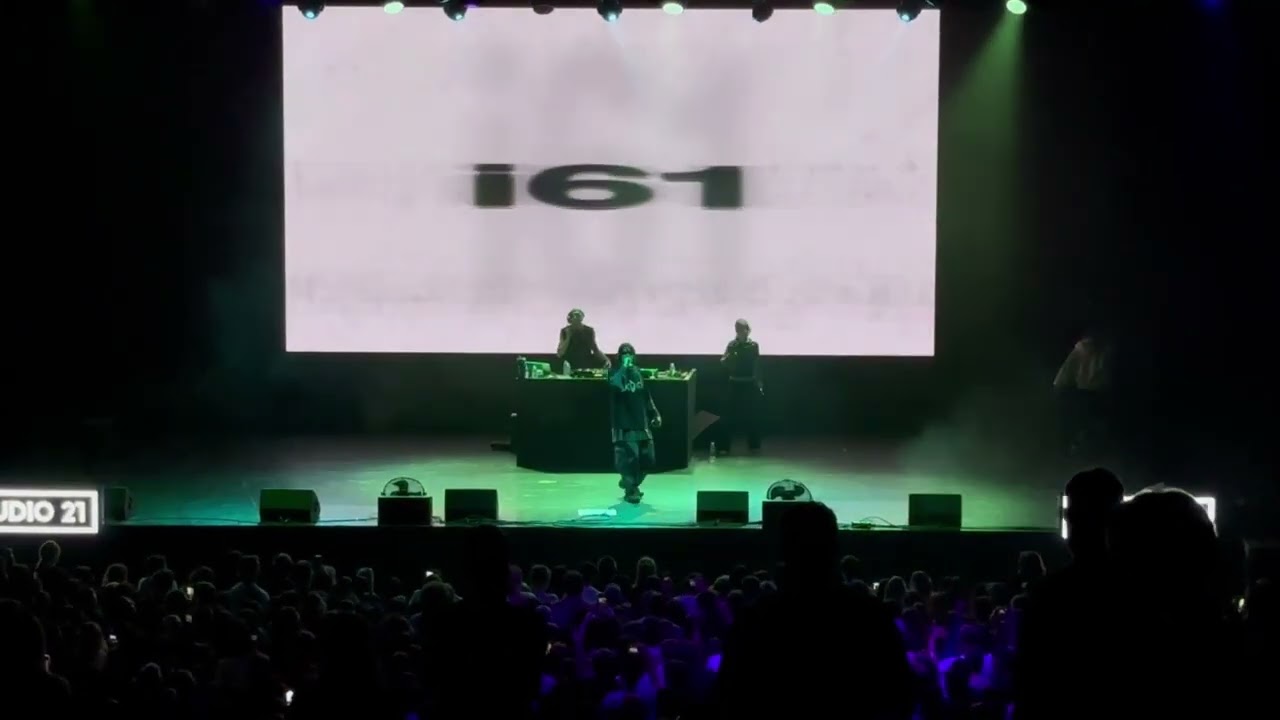 i61 & kaguya - DEPRESSED новый трек live на концерте DOPECLVB 07.11.2025