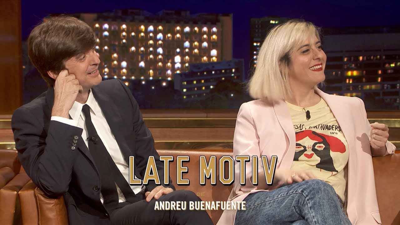 LATE MOTIV - Lucía Lijtmaer y Marc Giró. 
