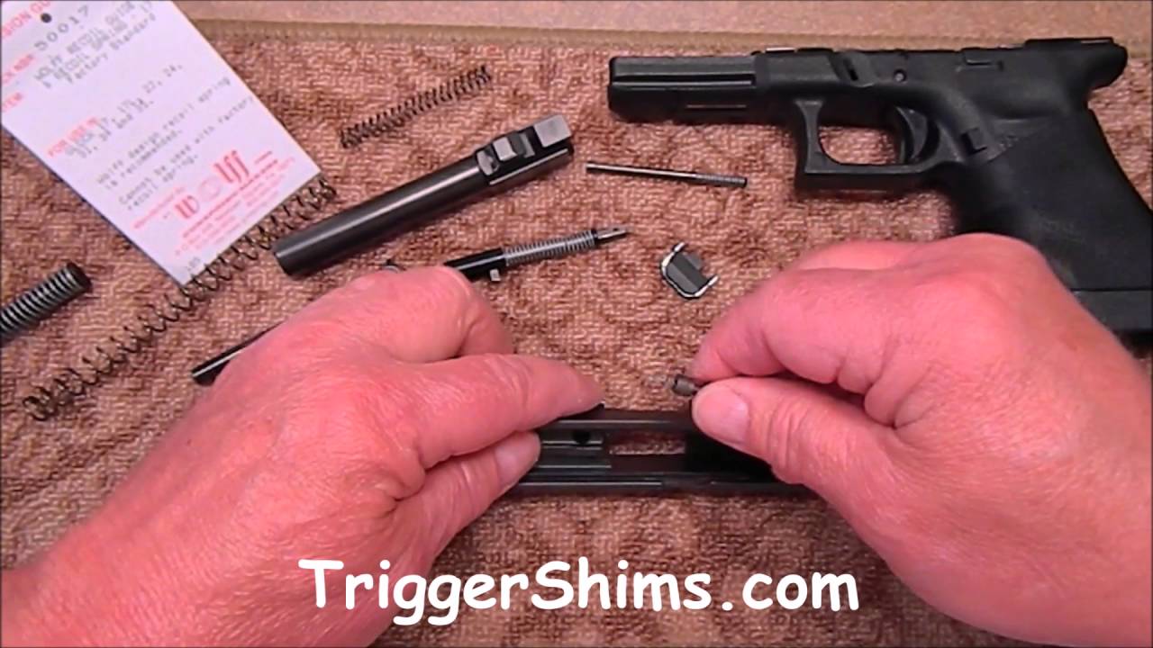 Установка направляющего стержня и пружины Glock 17 Wolff