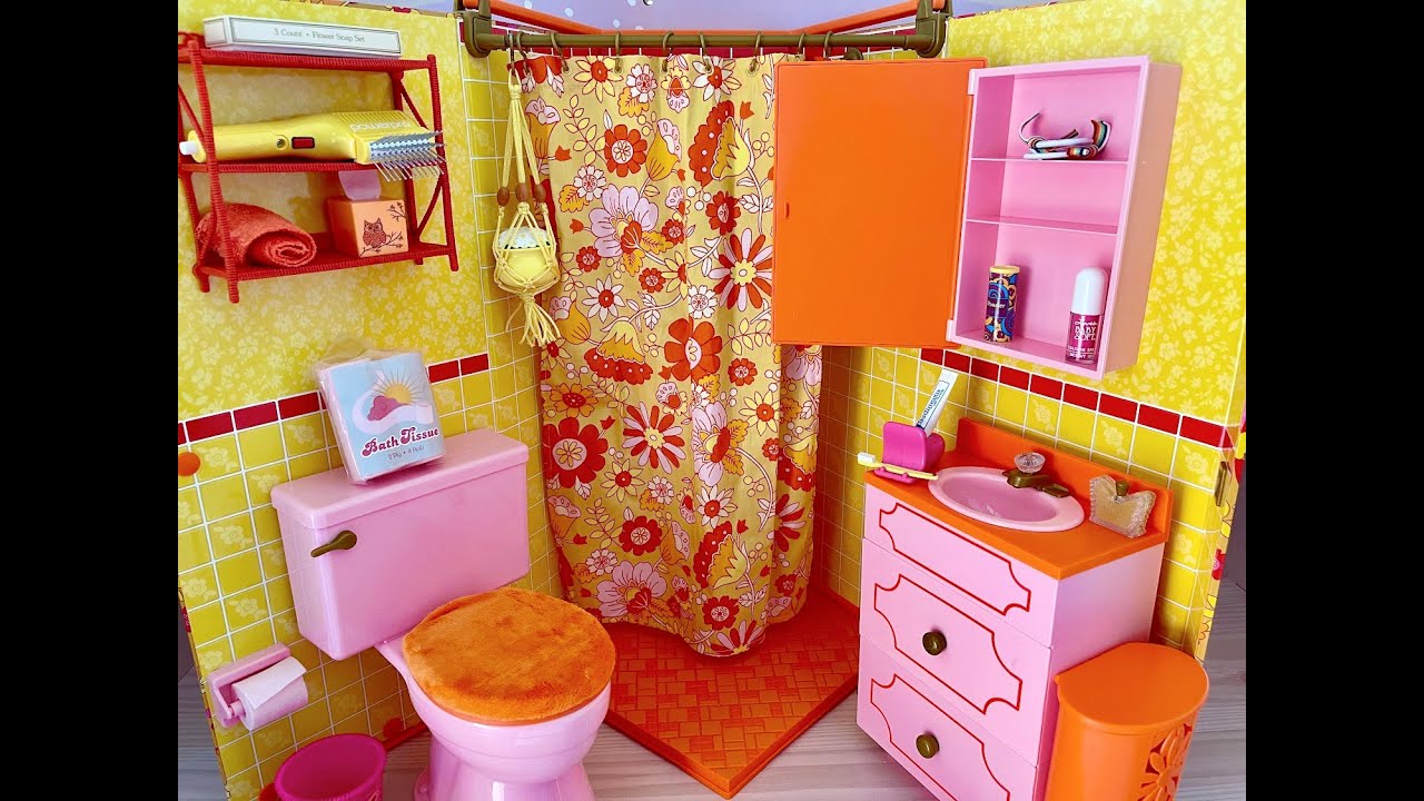 Opening American Girl Doll Julie's Bathroom, Vanity and Spa Sets!