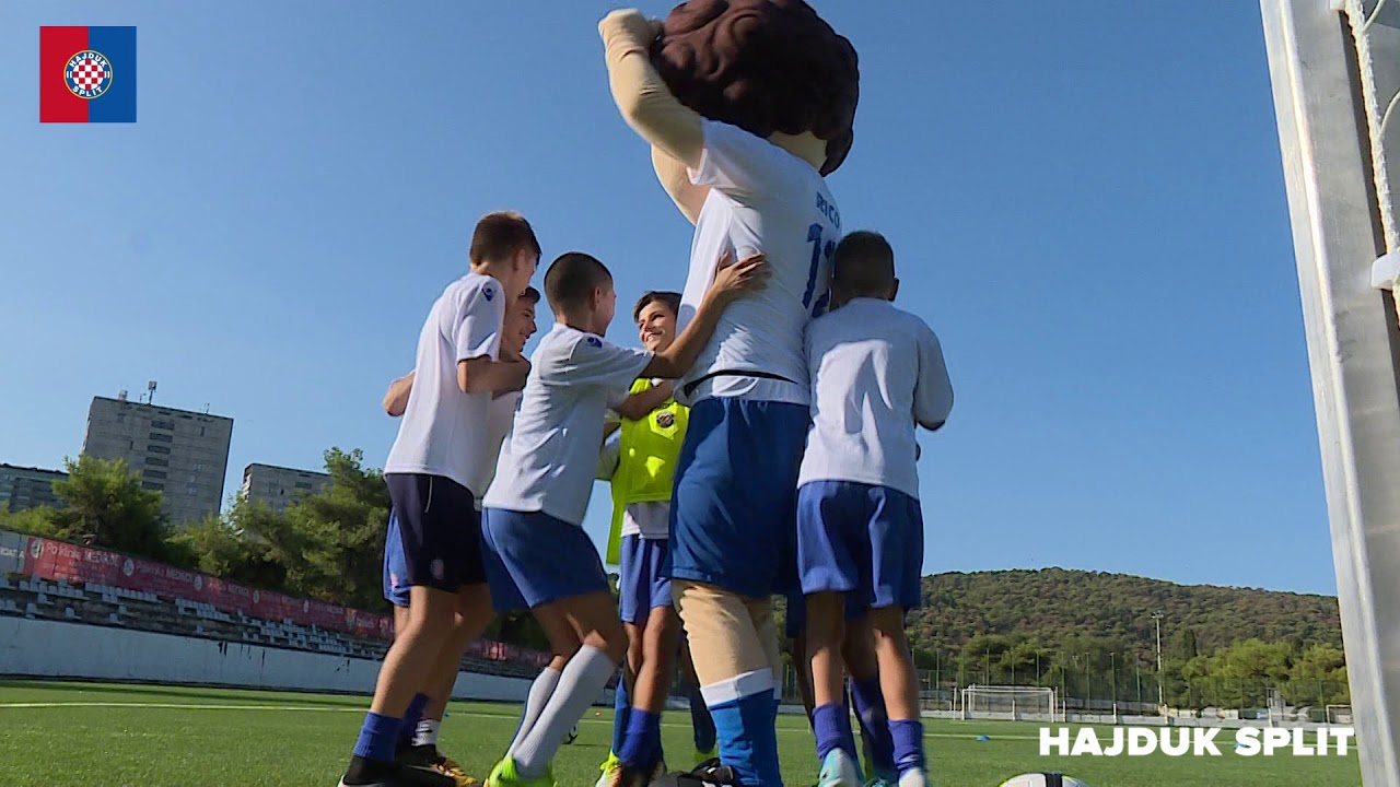 Stigao Rico - službena maskota HNK Hajduk