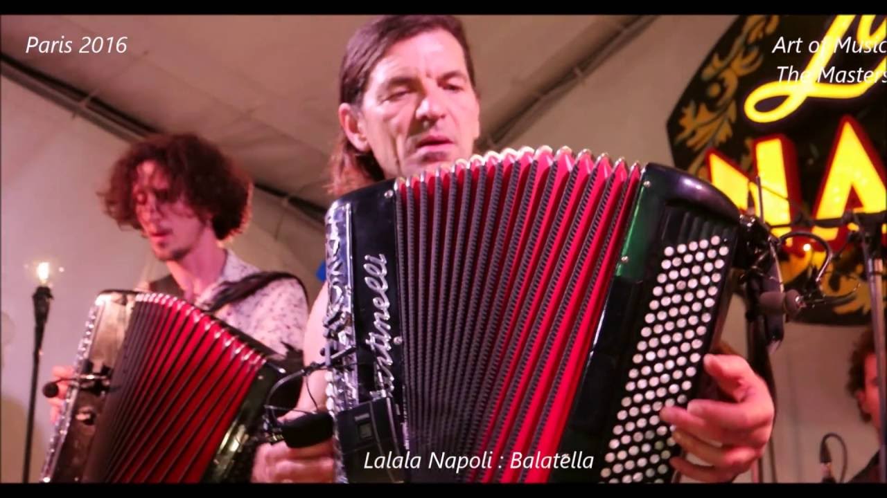 Lalala Napoli Balatella neapolitan folk-trance live in Paris 2016