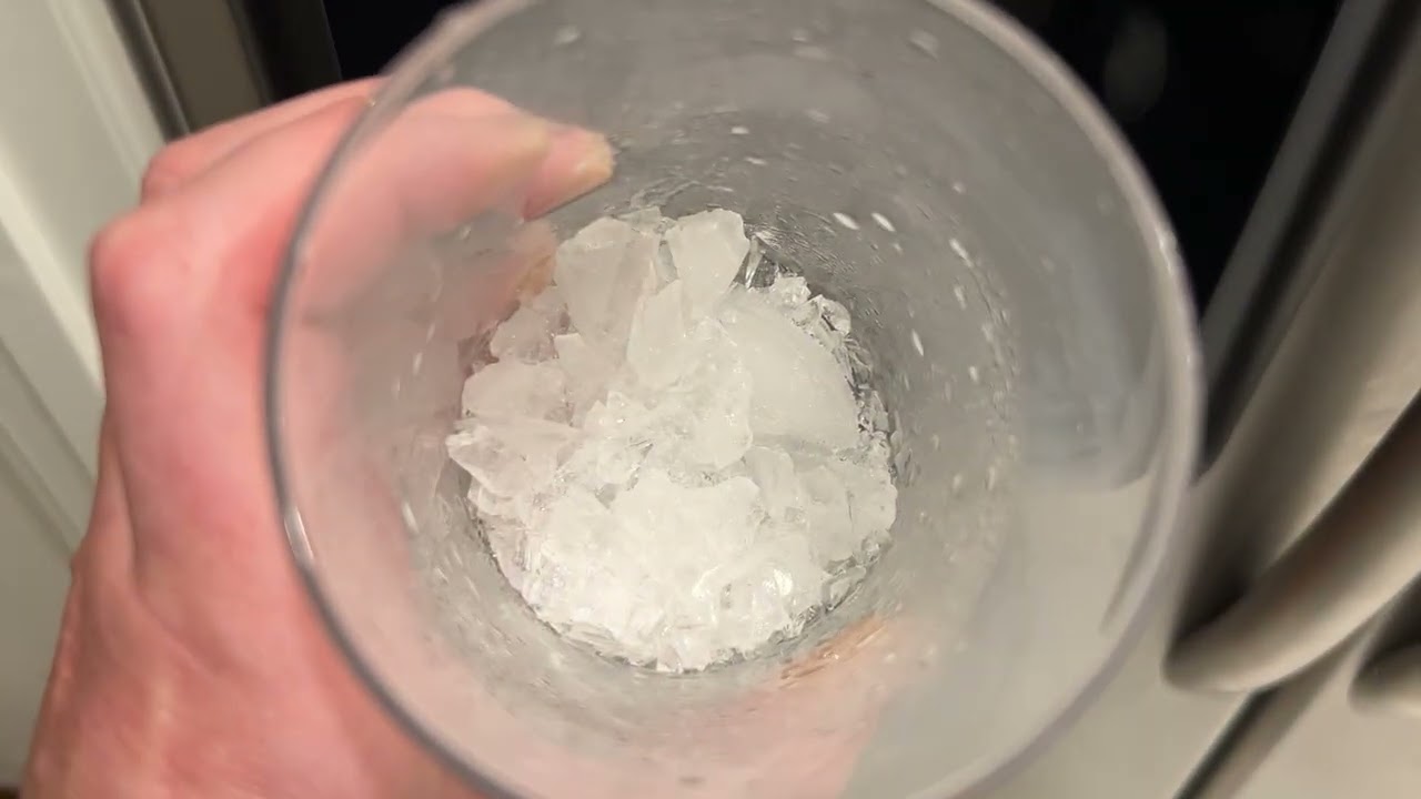 Cubed vs Crushed Ice: Which to Choose