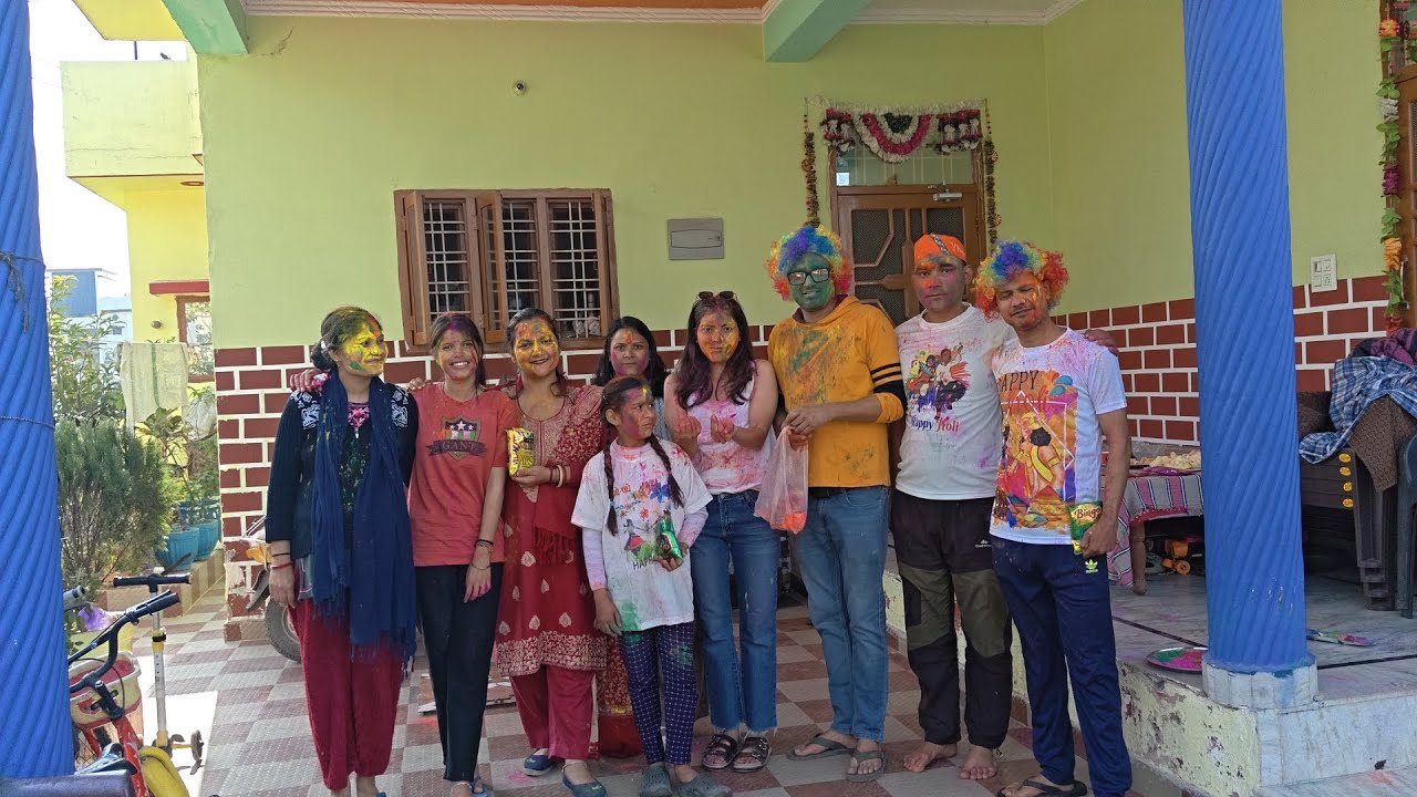 🥳🥳🎆🎇होली का त्यौहार अपने ओम बिहार में कुछ इस तरह मनाया गया #follwing #highlights #follme 