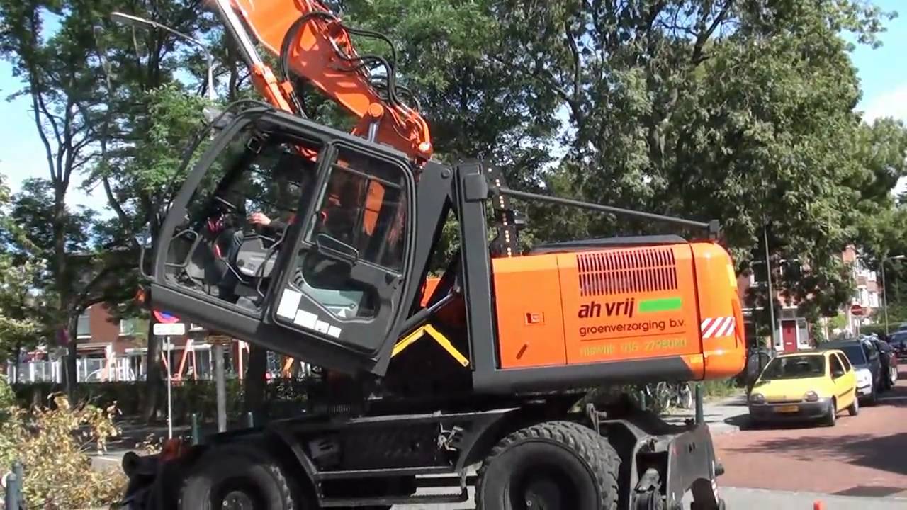 Kraan met boomklem en knipper