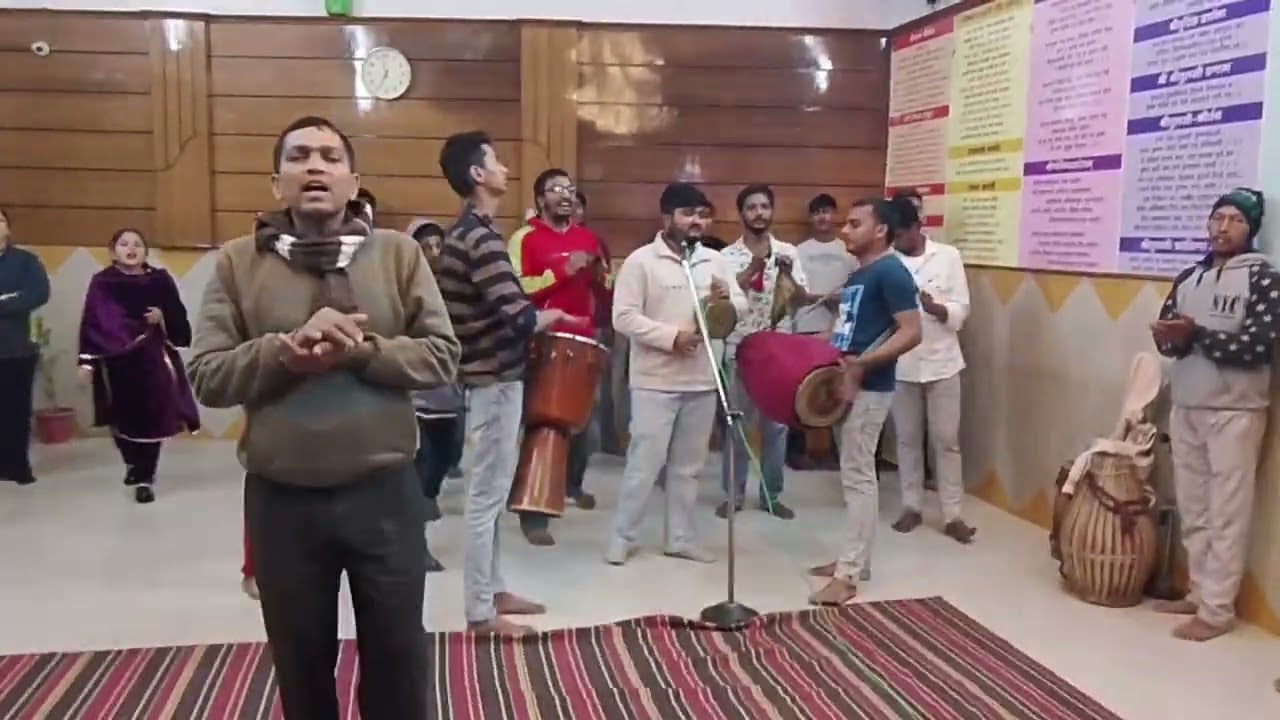 महा मंत्र संकीर्तन बृंदावन धाम 
