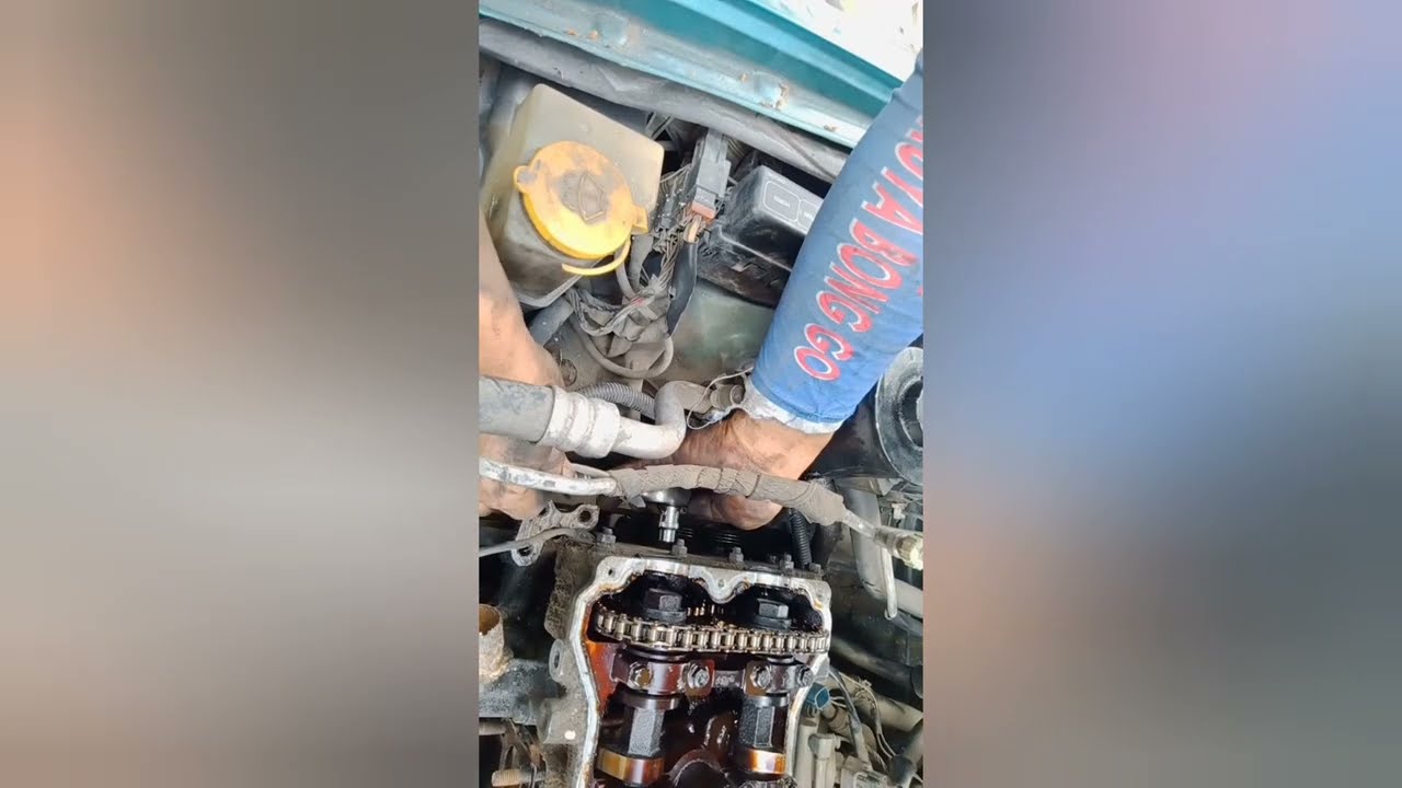 HOW TO REMOVE TIMING CHAIN AND CYLINDER HEAD GASKET NISSAN SENTRA GA16 ENGINE