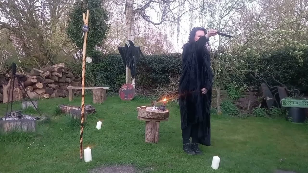 How to Cast and Close a Magic Circle