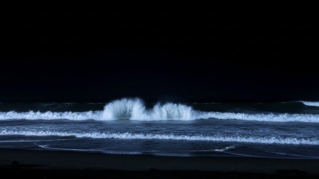 Deep Ocean Waves: Therapeutic Sounds for Anxiety Relief