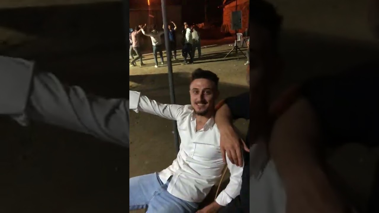 Zekobaşkan Menduh Akbay döktürüyor potpori