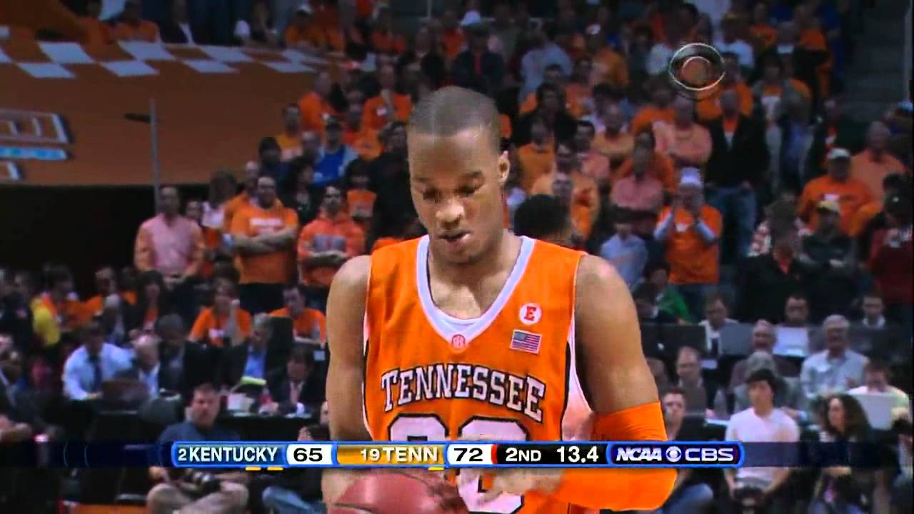 #19 Tennessee Upsets #2 Kentucky HD - February 27th 2010.mp4