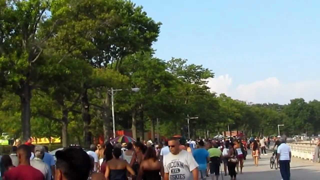 ORCHARD BEACH BRONX NEW YORK-VIDEO-GRABADO-PEDRO-09-02-2012