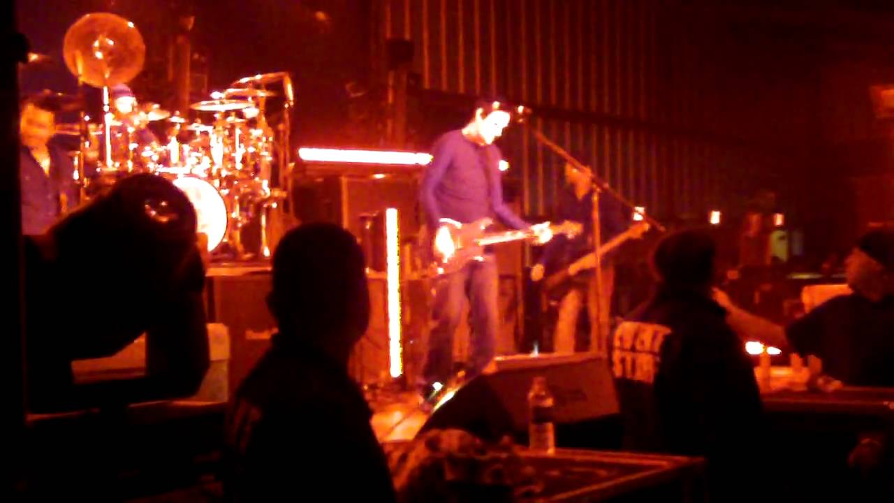 Breaking Benjamin - Crawl (Live in Lubbock, TX 12/2/09)