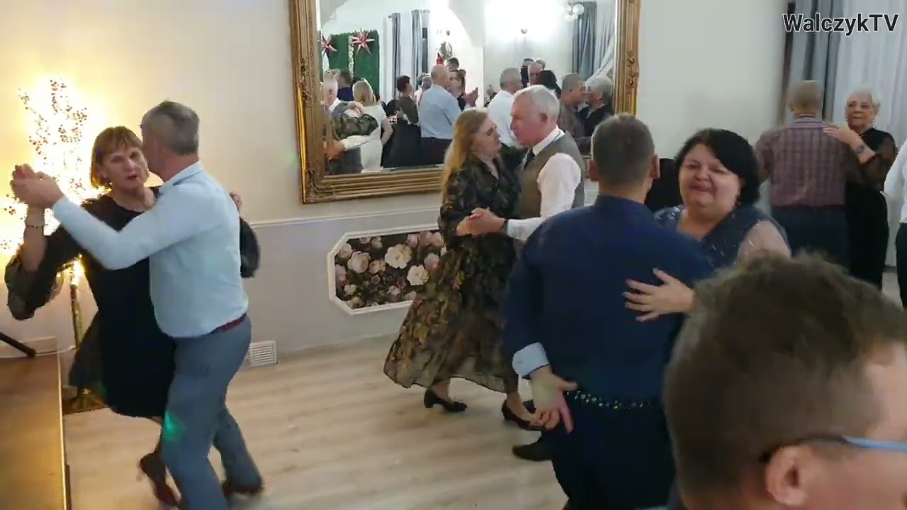SPROŚNO ŚPIWKA o córce i mamusi Kapeli Zbyszka Ciechowicza ze Rdzowa