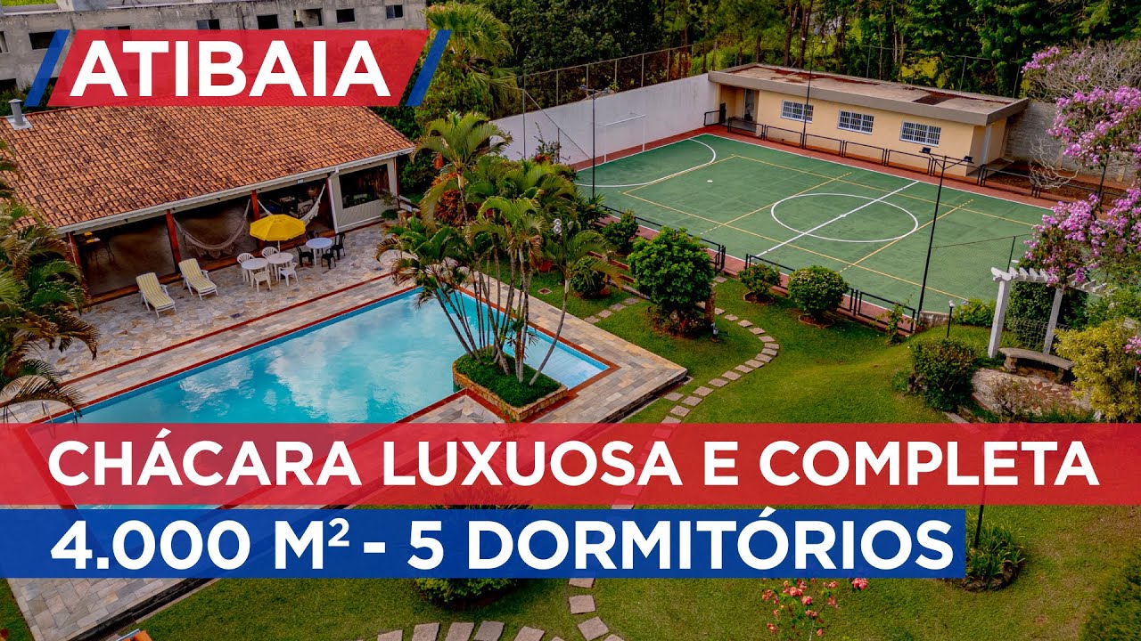 Chácara luxosa em Atibaia, com piscina, quadra poliesportiva, 5 quartos e 4.000 M2