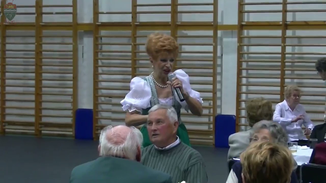 Öttevény Idősek napja 2021 - Kosáry Judit Táncdal- és Musicalénekes zenés előadása