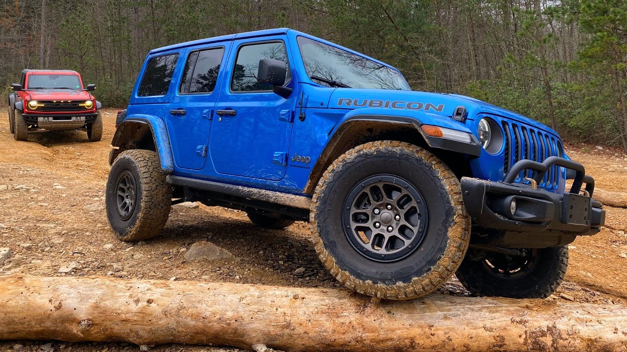 Jeep Wrangler Rubicon 392 vs Bronco Raptor OffRoad