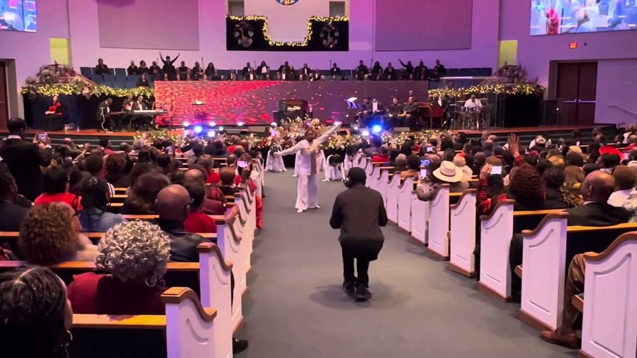 The Fort Bend Church Kirk Franklin Now Behold the Lamb Praise Dance.