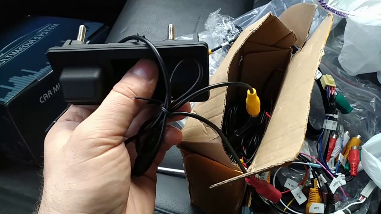 Установка магнитолы в Touareg. Installing radio in the Touareg.