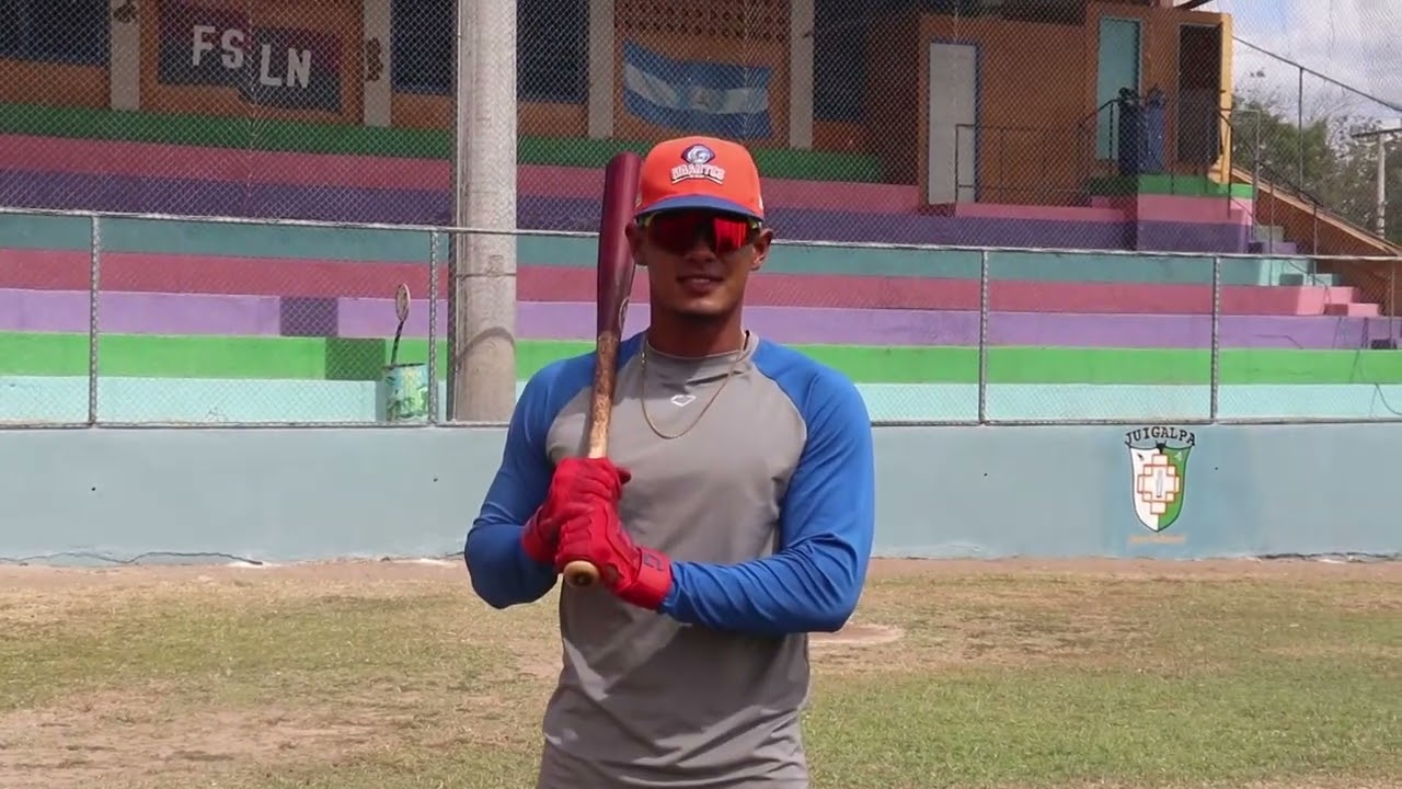 El beisbolista Cristian Sandoval forma parte del proyecto habitacional del Gobierno de Nicaragua
