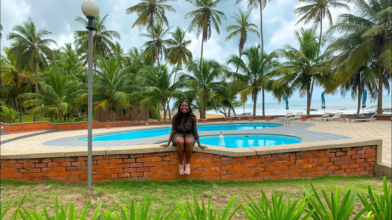 Sights and Sounds at the Coconut Grove Beach Resort