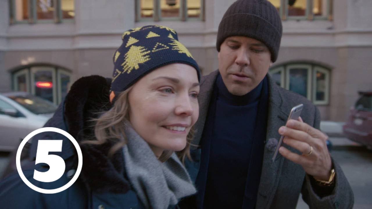 Carina säljer sig själv à la Fredrik Eklund