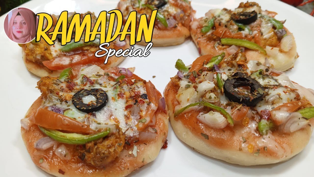 Ramadan Special Chicken Mini Pizza Recipe: A Perfect Iftar Recipe By Kitchen with Fouzia 