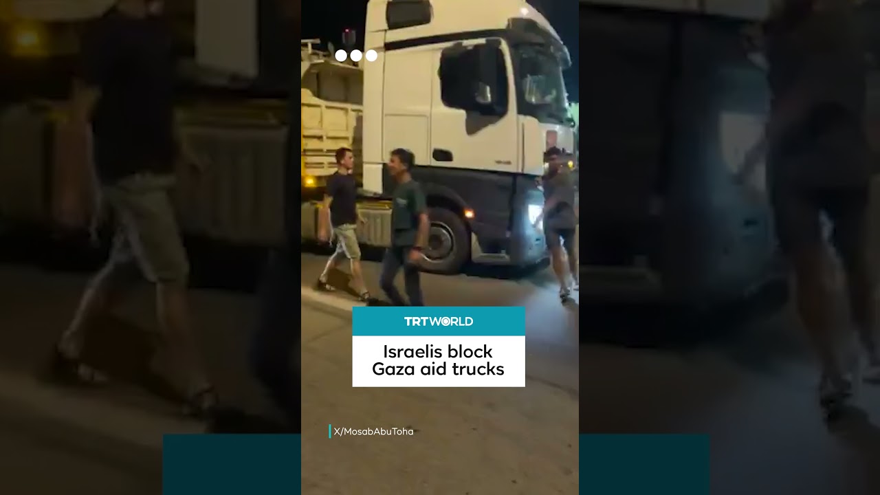 Israelis block Gaza aid trucks