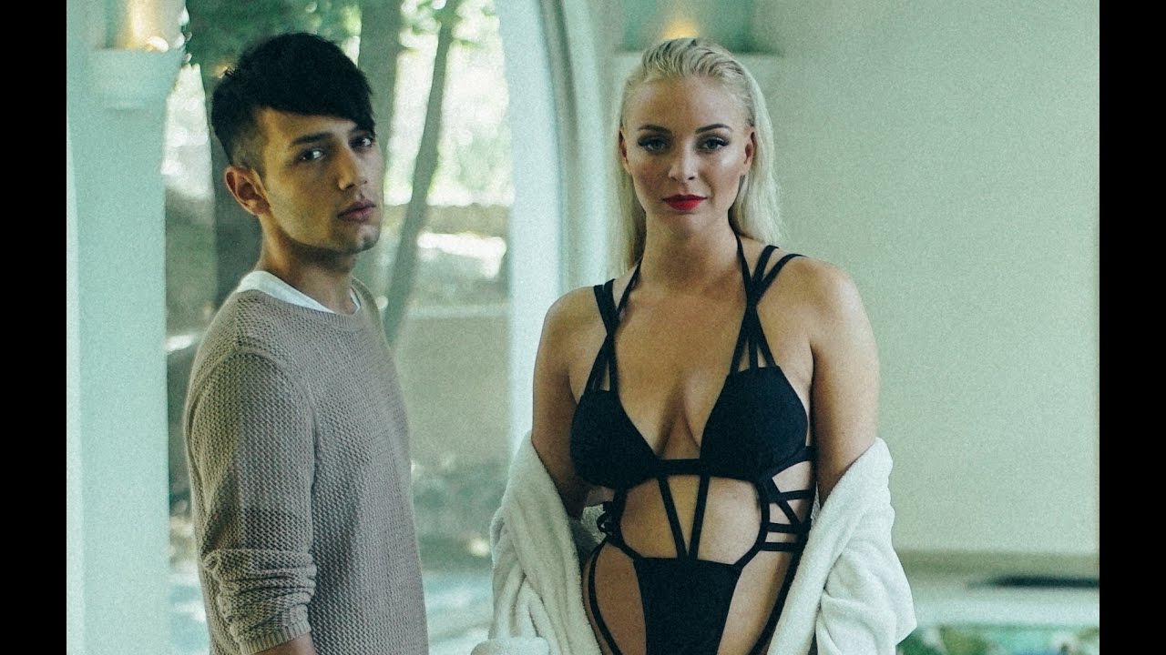 Jan Bendig ft. Mark&eacute;ta Konvičkov&aacute; - 