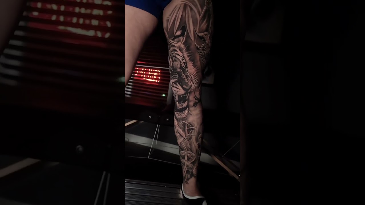 Beautiful Tattoo By Artist: @johnlaurentart