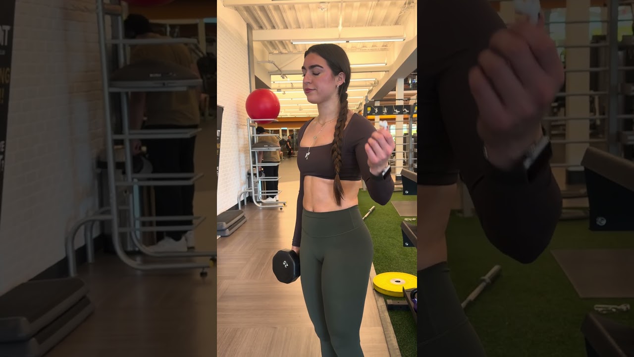 ig l'Il listen to the gym music bruh #gym #gymhumor #gymrelatable #gymgirl #explore