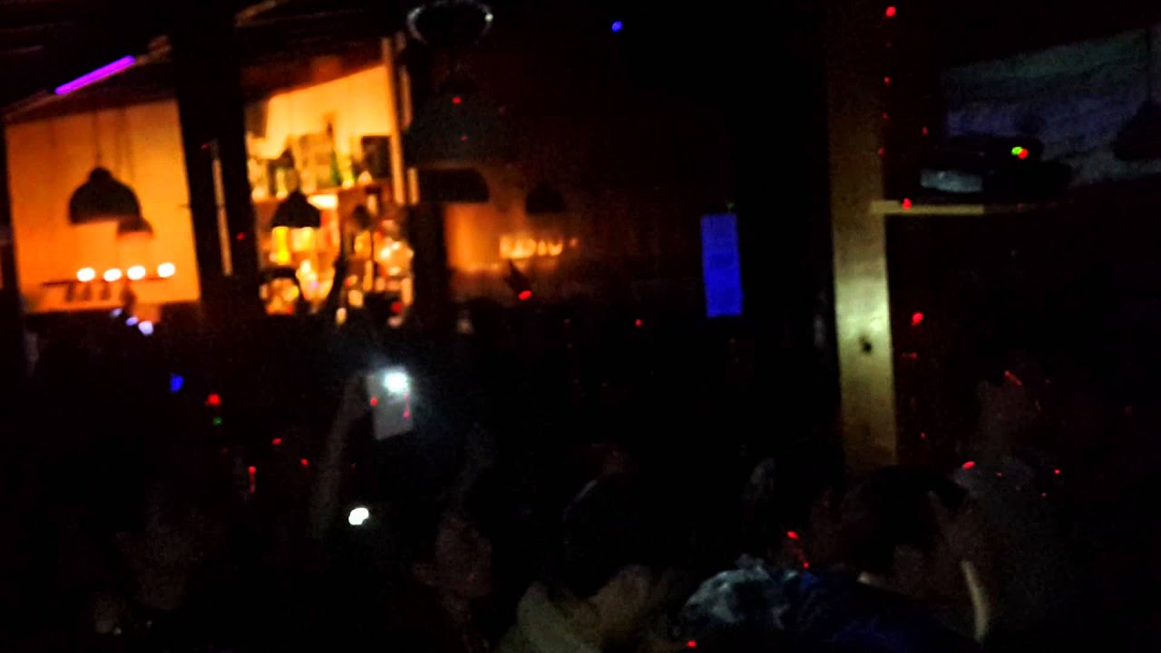 hernan aramberri y Gaspar Benegas - Yo Canibal (Ushuaia Resto Pub 6/9/14)