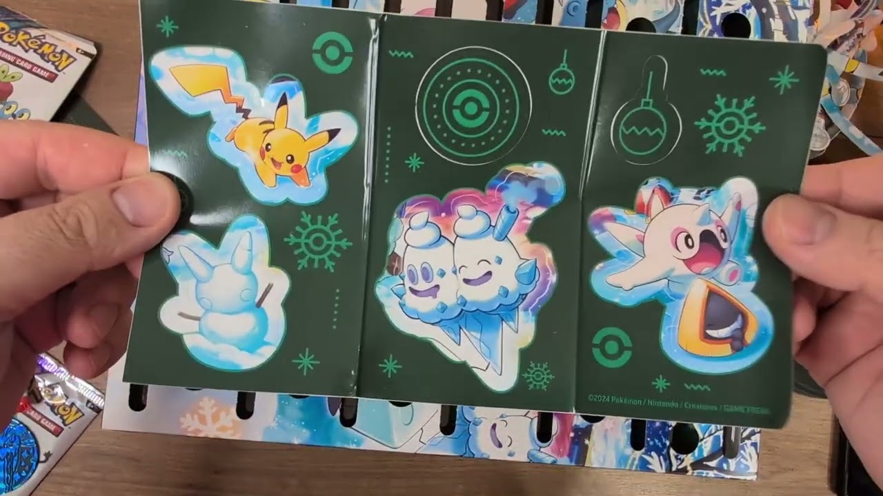 Pokemon Holiday Calendar 2023 vs 2024 — який адвент кращий?