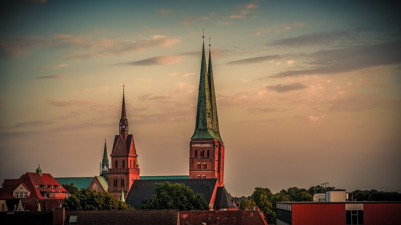 4K Germany Neuruppin Street Walk City Altstadt Holy Trinity Church Markt Old Town Hall View 3