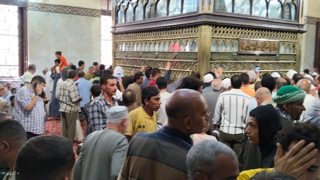 مدح في حب المصطفى ليله الشيخ عبد الرحمن الشافعي تلا محافظه المنوفيه تصوير وتصميم حسام ابو فرح