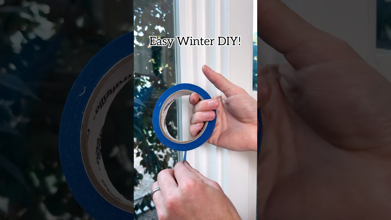 Snow Spray Winter Windows! #winter #snow #snowflakes #windowart #easydiy #crafting