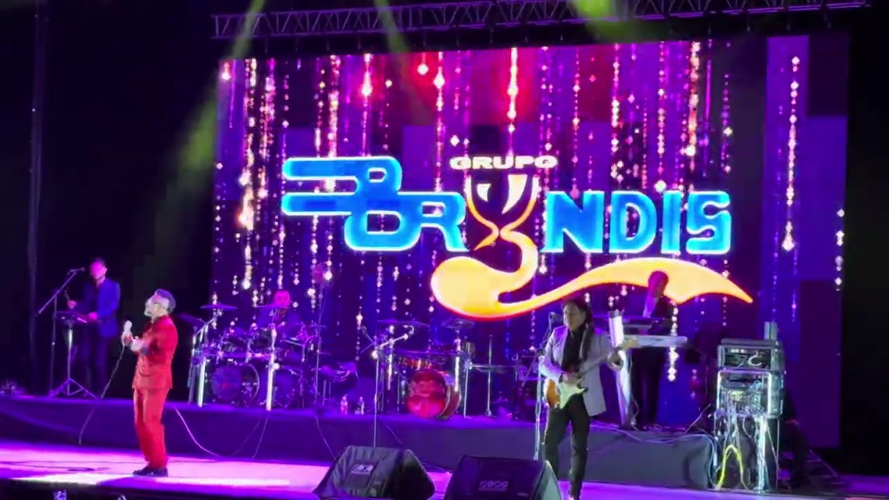 La Chica del Este Grupo Bryndis en Pachuca