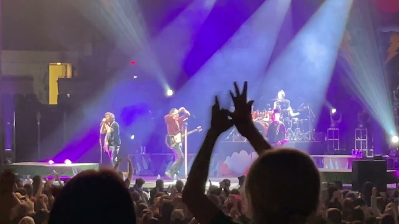 Who Do You Love - Marianas Trench Red Deer 04DEC2026